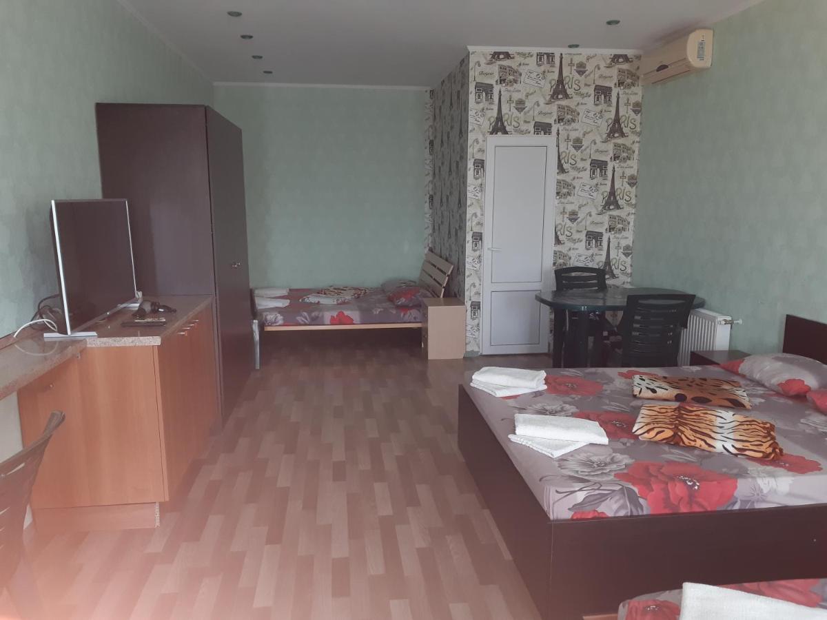 Отель Маленький Рай Zatoka Bagian luar foto