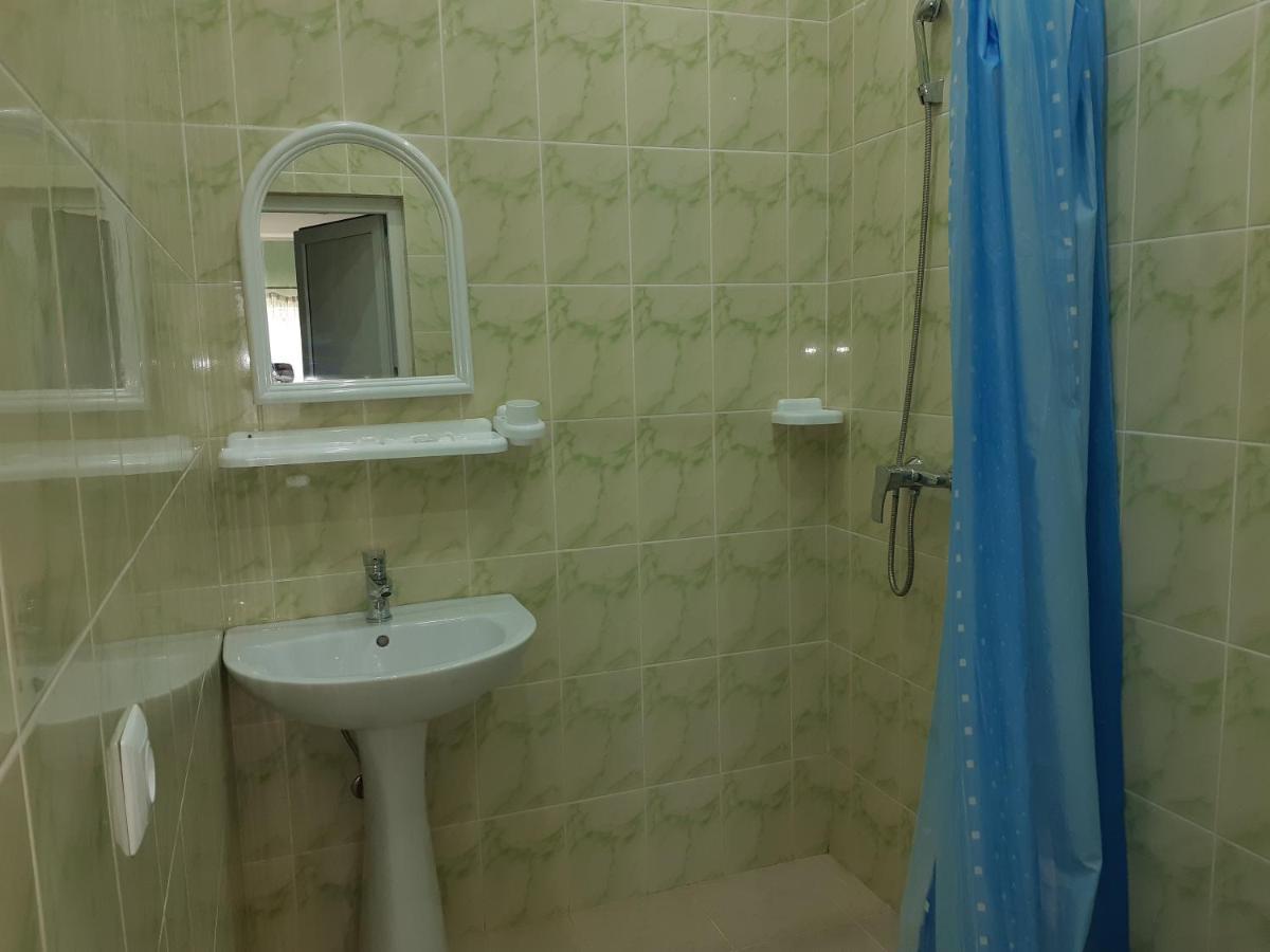 Отель Маленький Рай Zatoka Bagian luar foto