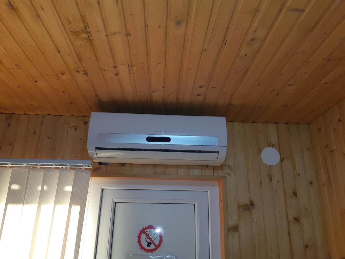 Отель Маленький Рай Zatoka Bagian luar foto